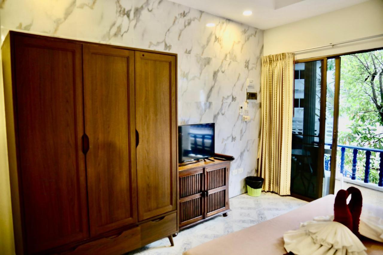 The Club Inn - Kamala Beach Extérieur photo