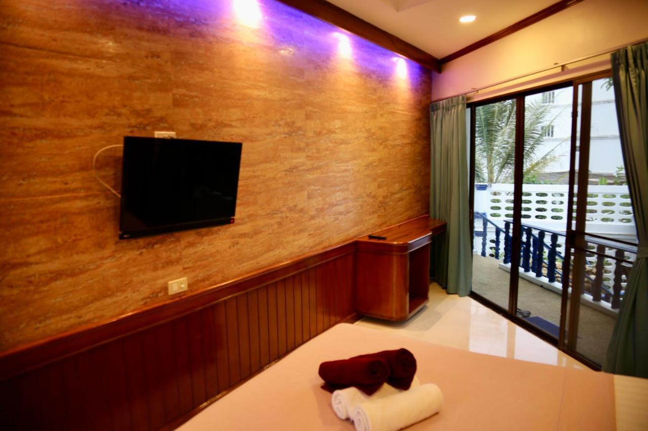 The Club Inn - Kamala Beach Extérieur photo