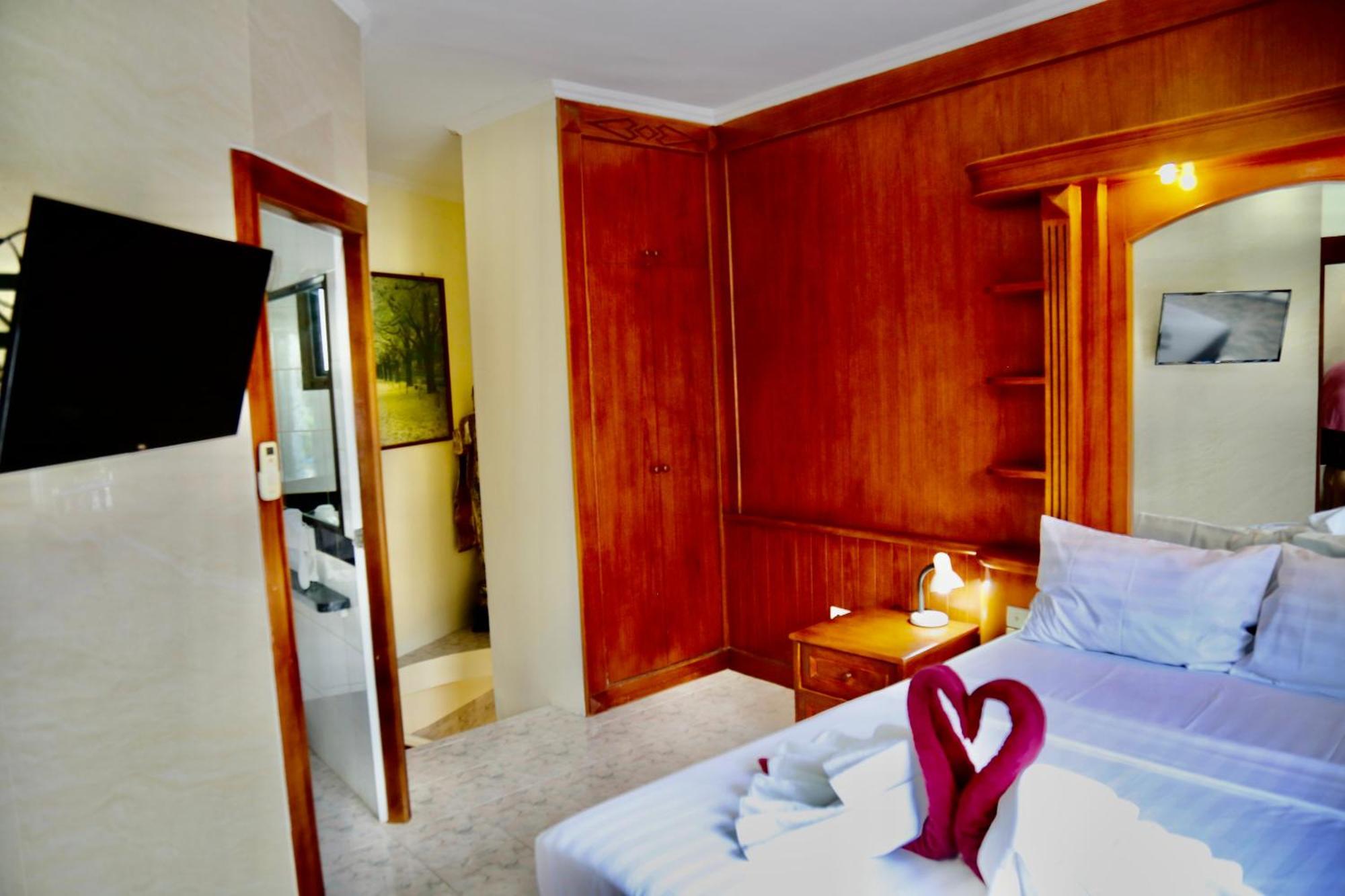 The Club Inn - Kamala Beach Extérieur photo