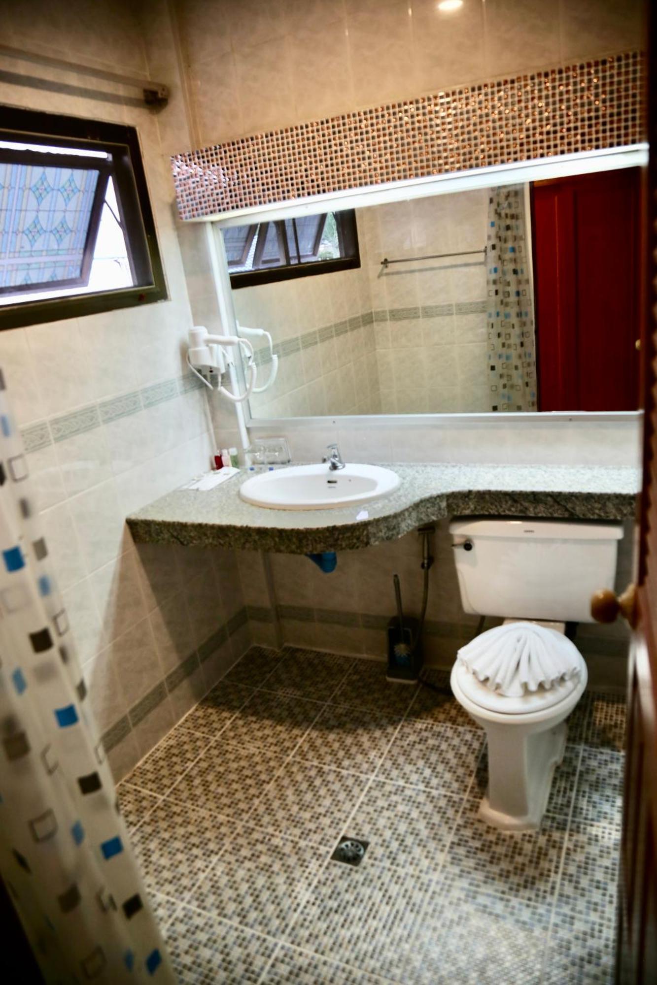 The Club Inn - Kamala Beach Extérieur photo