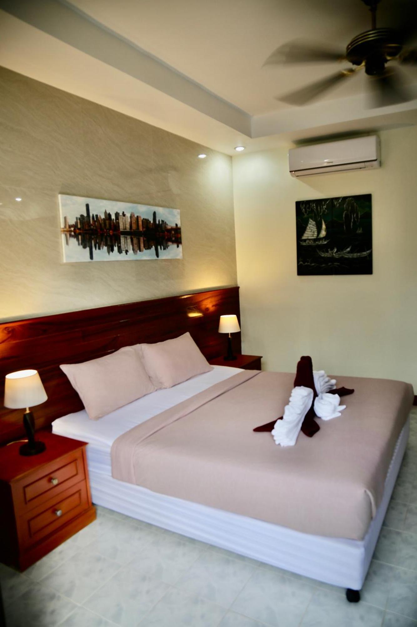 The Club Inn - Kamala Beach Extérieur photo